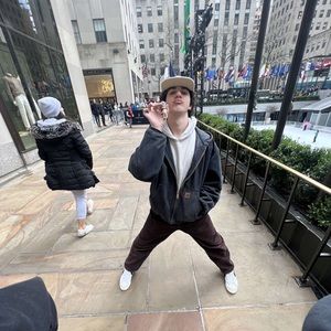 Meet your Posher, Robert